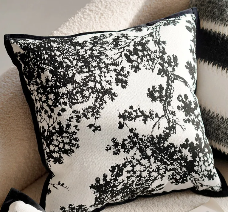 White & Black Patterned Pillow Sofa Cushion Cover
