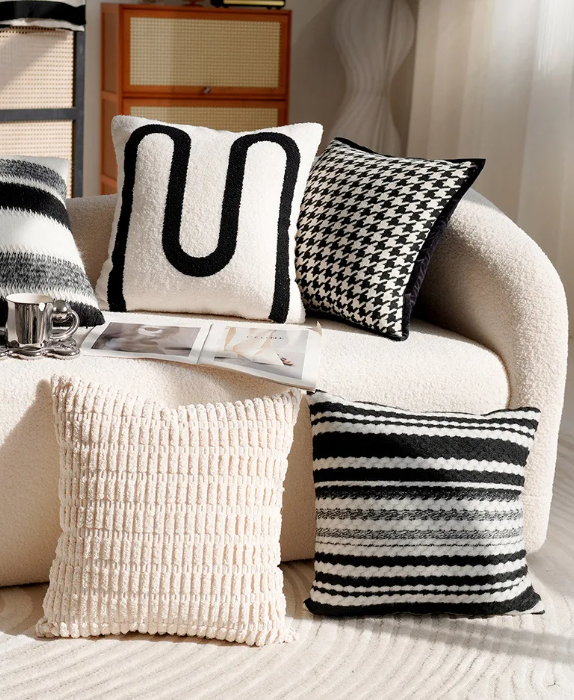 White & Black Patterned Pillow Sofa Cushion Cover