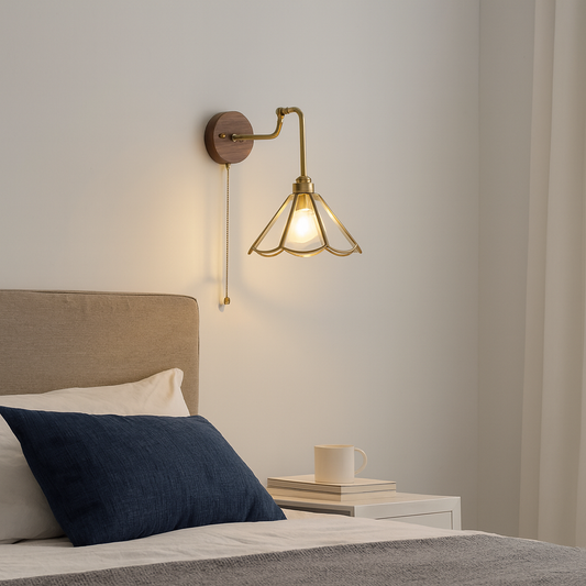 Antique Style Glass light /Brass wall lamp